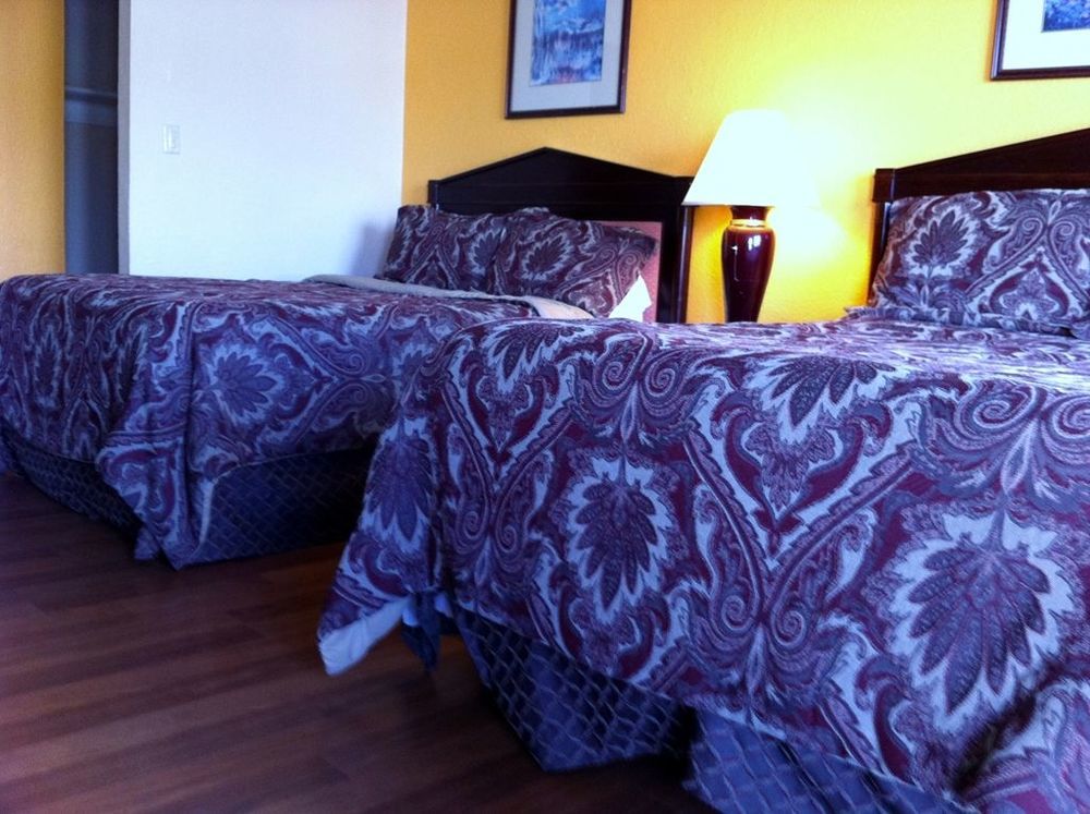 Holiday Motel - Fresno Room photo