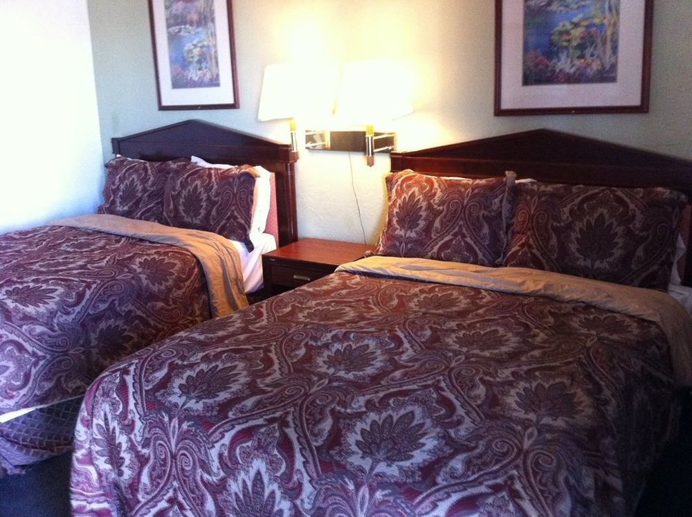 Holiday Motel - Fresno Room photo