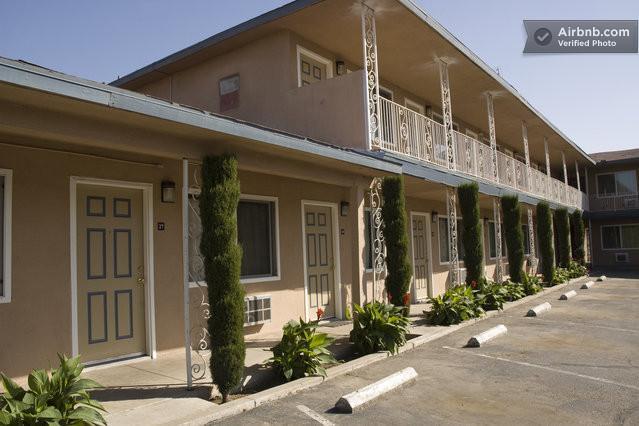 Holiday Motel - Fresno Exterior photo