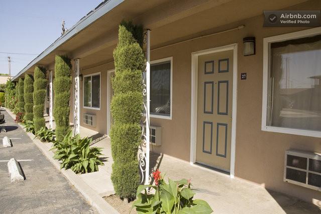 Holiday Motel - Fresno Exterior photo